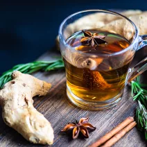 Grijajući tulsi čaj za prohladne dane